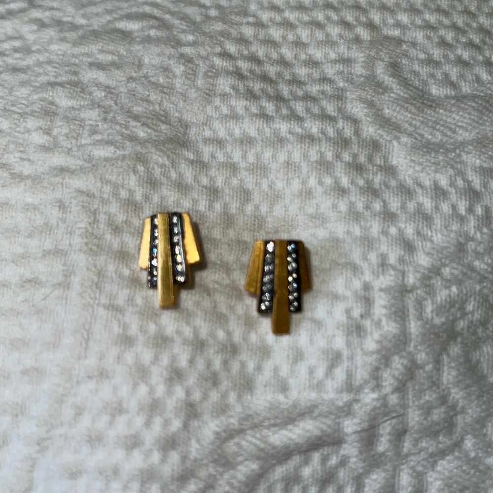 Earrings - Picture 3 of 9